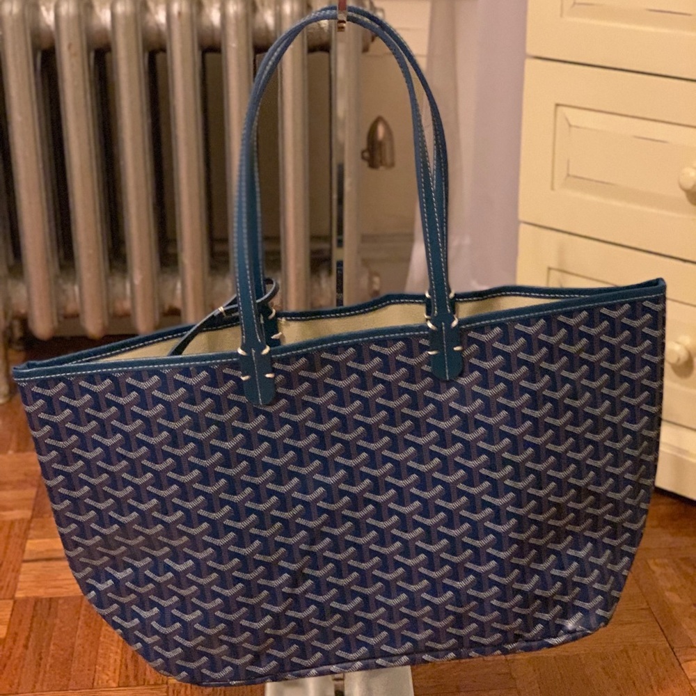 Chevron Print Tote Bag